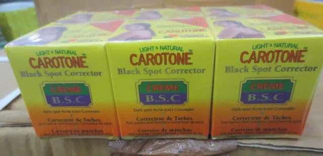 Foto aus der offiziellen Meldung: Light and natural Carotone Black spot corrector Haut-Bleaching-Creme — Risiko: Chemikalie