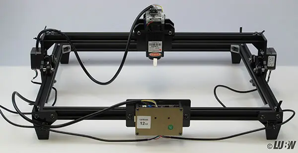 Foto uit de officiële melding: Twotrees Totem 60P Lasergravure machine — risico: Aantasting van het gezichtsvermogen