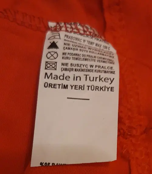 Photo from the official notice: Atabay Kids babies' t-shirt — choking risk