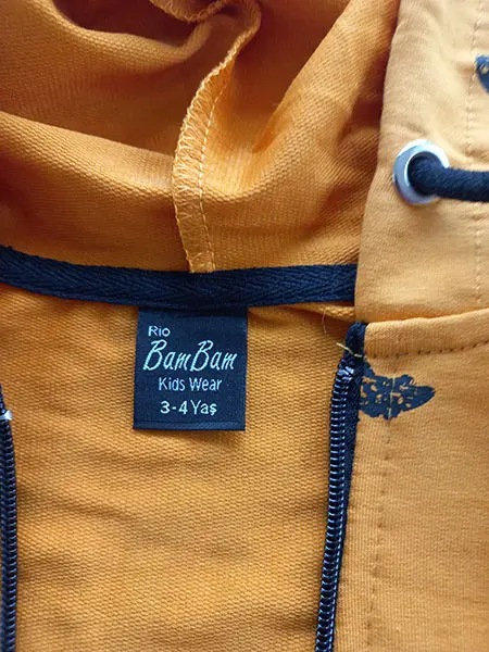 Foto aus der offiziellen Meldung: Rio Bam Bam Kinderjacke — Risiko: Strangulierung