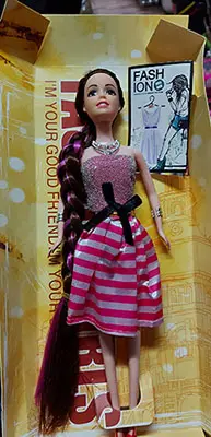 Foto do aviso oficial: ANDAR A sweet girl Boneca de plástico — risco: Químico
