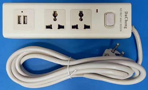 Photo de l’avis officiel: Da Cheng +SOCKET/ADAPTOR- / Colorful Series Ensemble d’extension de cordon — risque: Brûlures & Choc électrique (A12/01778/22)