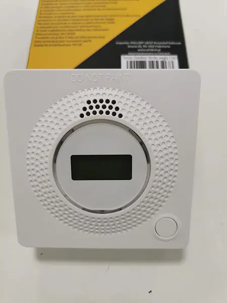 Photo from the official notice: Termic Carbon monoxide detector — suffocation risk