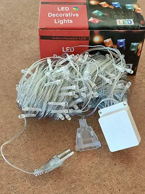 Foto do aviso oficial: Led Decorative Lights Corrente de iluminação — risco: Choque elétrico (A12/00042/23)