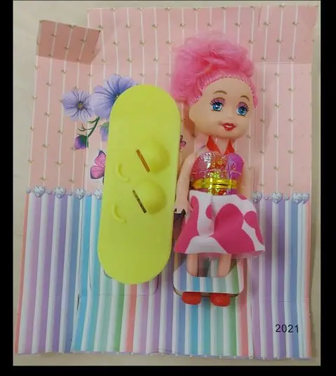 Foto do aviso oficial: HAPPY PARTNER ! Love Fashion …Beautiful Baby… Boneca de plástico — risco: Químico