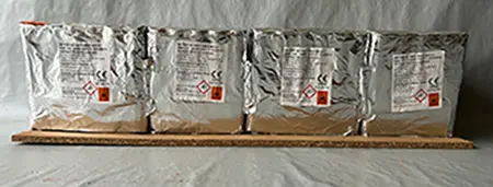 Foto aus der offiziellen Meldung: Fyrværkerieksperten a/s Compound-2 Anniversary Royal Feuerwerk — Risiko: Verbrennungen & Gehörschaden
