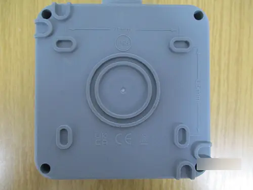 Photo from the official notice: FORMIZON waterproof outdoor socket — electric shock risk