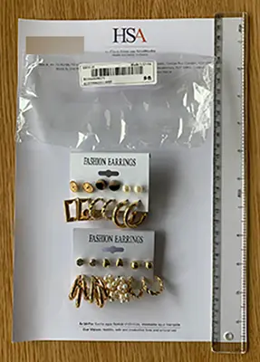 Foto dell’avviso ufficiale: Fashion Earrings Orecchini — rischio: Rischio chimico (A12/00189/23)
