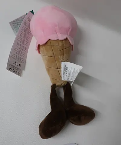 Foto do aviso oficial: PLUSH TOY Brinquedo macio — risco: Engasgamento (A11/00022/23)
