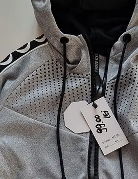 Foto do aviso oficial: FURIA ROSSA Roupas esportivas para crianças — risco: Ferimentos & Estrangulamento
