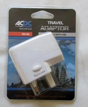 Foto do aviso oficial: ACDC Dynamics Adaptador universal de viagem — risco: Choque elétrico