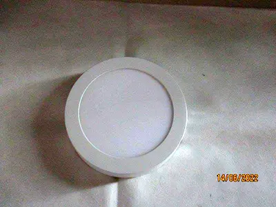 Foto do aviso oficial: aca lighting Luz LED — risco: Choque elétrico