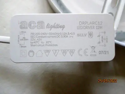 Foto do aviso oficial: aca lighting Luz LED — risco: Choque elétrico