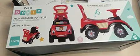Foto dell’avviso ufficiale: petit génie mon premier porteur Ride-on giocattolo per bambini — rischio: Intrappolamento & Lesioni