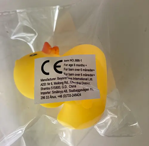 Foto uit de officiële melding: Badanka Plastic eend — risico: Chemische risico's