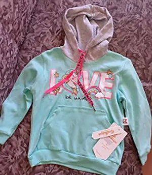 Foto aus der offiziellen Meldung: Вalkupu Вalkupu &amp; Excuisive Designed Collection Kinderkleidungsset — Risiko: Strangulierung