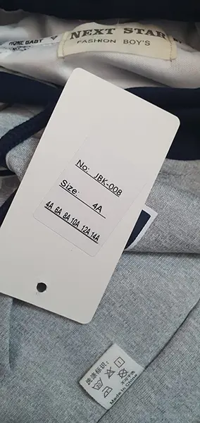 Photo de l’avis officiel: NEXT STAR Sweat à capuche pour enfants — risque: Blessures & Etranglement