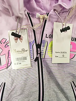 Photo de l’avis officiel: Mono Star Fashion &amp; Girl Sweat à capuche — risque: Blessures & Etranglement