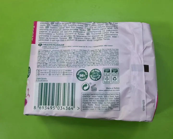 Photo de l’avis officiel: Palmolive PALMOLIVE NATURALS Savon pour les mains — risque: Risque chimique