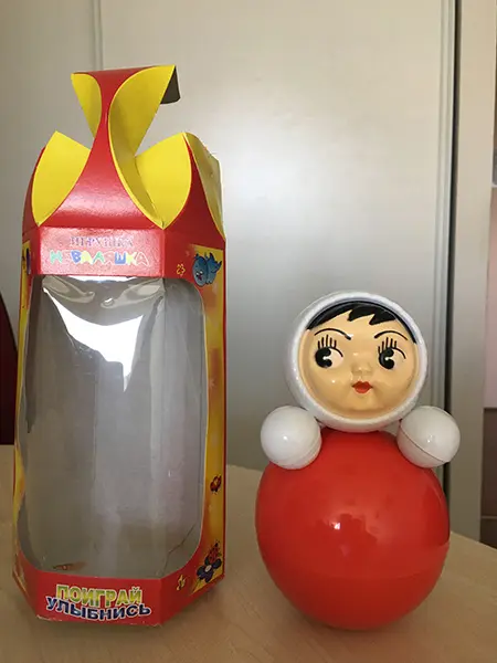 Foto do aviso oficial: Compar GmbH puppet malenkaja Boneca de plástico — risco: Químico