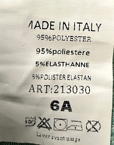 Foto uit de officiële melding: ITALY MODA Champion League Kinderkleding — risico: Verwonding & Verwurging