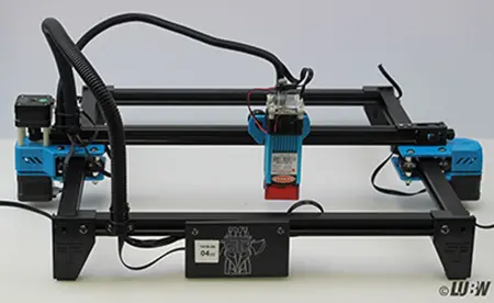 Photo de l’avis officiel: Totem S Machine de gravure laser — risque: Dommages à la vue