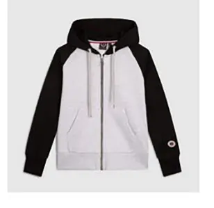 Foto aus der offiziellen Meldung: SWEET PANTS Kapuzenpullover für Kinder — Risiko: Verletzungen & Strangulierung