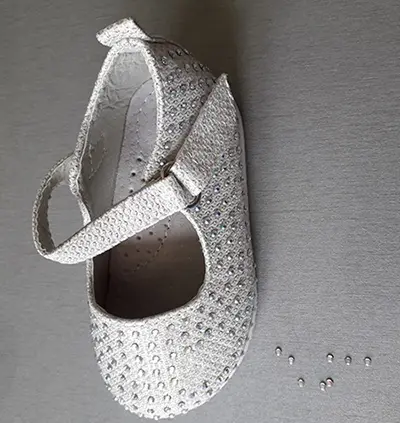 Foto aus der offiziellen Meldung: MRS Kinderschuhe — Risiko: Ersticken