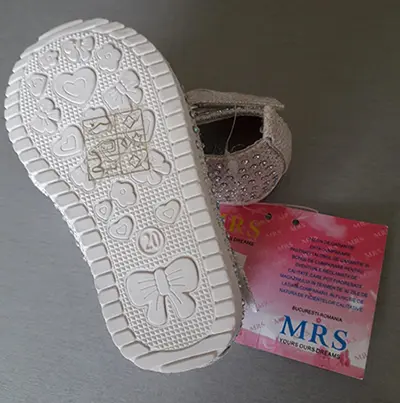 Foto aus der offiziellen Meldung: MRS Kinderschuhe — Risiko: Ersticken