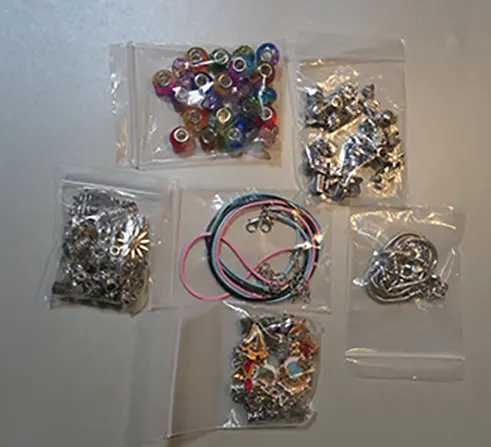 Photo de l’avis officiel: Kit de bijoux — risque: Risque chimique