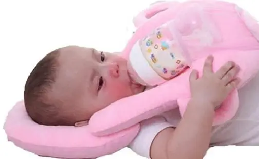 Photo de l’avis officiel: Aide à l’auto-alimentation des bébés — risque: Étouffement & Suffocation