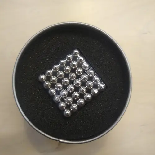 Foto dell’avviso ufficiale: GADGET MASTER Magnetic balls Set di giocattoli magnetici — rischio: Lesioni