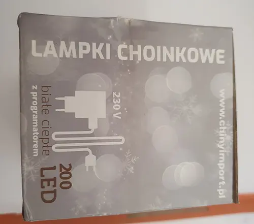 Foto do aviso oficial: Lampki choinkowe Corrente de iluminação — risco: Choque elétrico & Incêndio (A12/00967/23)
