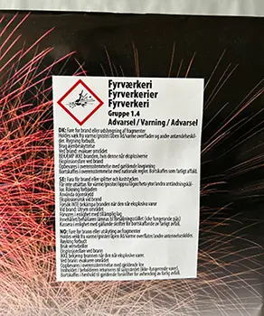 Foto dell’avviso ufficiale: Fyrværkerieksperten a/s Dark Spirit Night Dancing Fontæne Fuochi d'artificio — rischio: Ustioni