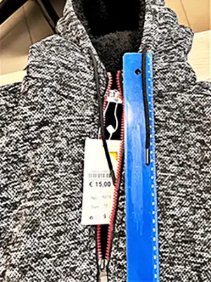 Photo de l’avis officiel: Sweet Junior Sweat à capuche pour enfants — risque: Blessures & Etranglement