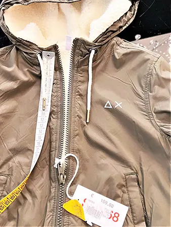 Photo from the official notice: SUN68 ∆ X children's jacket — injuries & strangulation risk