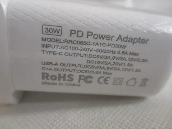 Photo de l’avis officiel: Lamtech Chargeur USB — risque: Choc électrique