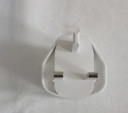 Photo de l’avis officiel: Lamtech Chargeur USB — risque: Choc électrique
