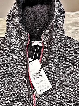 Photo de l’avis officiel: Sweet Junior Sweat à capuche pour enfants — risque: Blessures & Etranglement