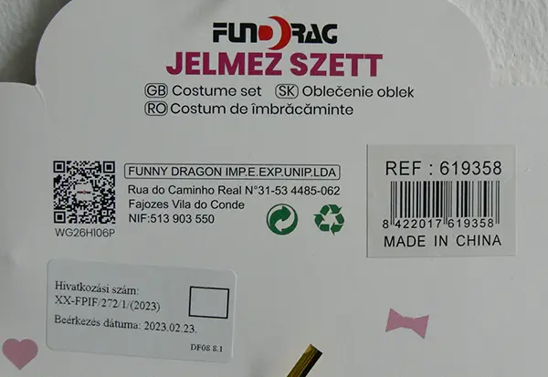 Foto aus der offiziellen Meldung: FunDrag jelmez szett / Costume set Ausgefallenes Kleid — Risiko: Verbrennungen