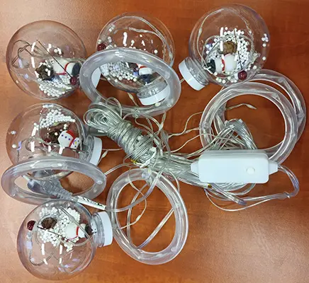 Foto do aviso oficial: Neuvedena 10 CHRISTMAS BALL+RING Corrente de iluminação — risco: Choque elétrico