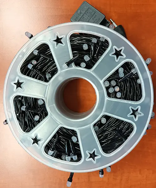 Photo from the official notice: Neuvedena Christmas LED 50M V8 Vánoční LED 50M V8 lighting chain — electric shock risk