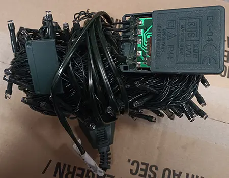 Photo de l’avis officiel: 200L LED DECORATIVE LIGHTS Chaîne d’éclairage — risque: Choc électrique