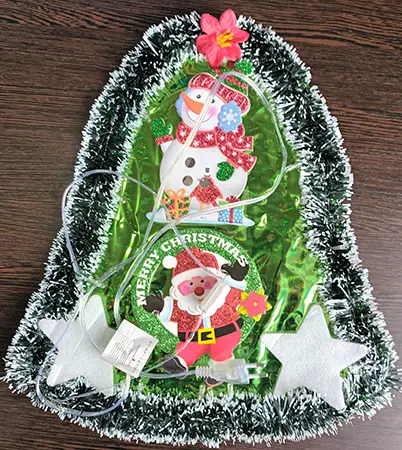 Photo from the official notice: Merry Christmas - bell lighting chain — electric shock risk