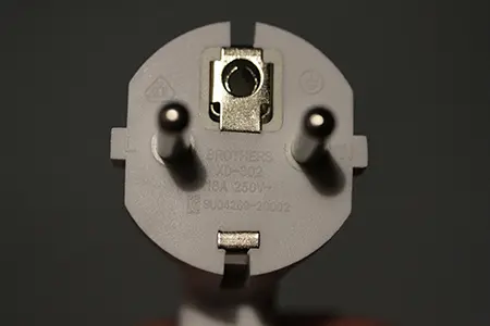 Foto do aviso oficial: JSVER Power strip Chumbo da extensão — risco: Choque elétrico