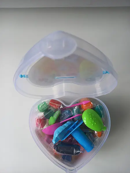 Photo de l’avis officiel: 24 COLOR PLAY DOUGH Plasticine — risque: Risque chimique
