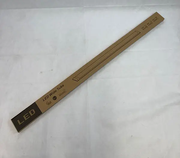 Foto do aviso oficial: LED Wide Tube Luz LED — risco: Choque elétrico