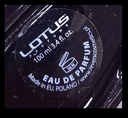 Foto dell’avviso ufficiale: Lotus Parfums CHANDELIER PARIS BLUES, EAU DE PARFUM FOR MEN Profumo — rischio: Rischio chimico