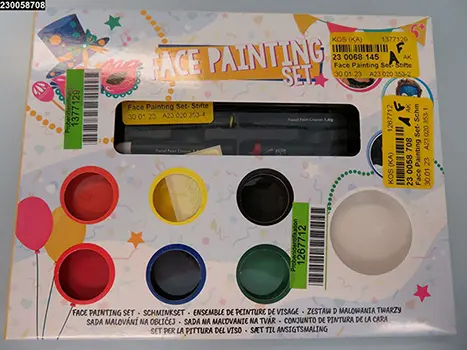 Foto aus der offiziellen Meldung: Canenco Face Painting Set   - 13 pieces Gesichtsfarbe Set — Risiko: Chemikalie