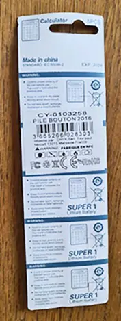 Foto dell’avviso ufficiale: SUPER 1 LITHIUM BATTERY CR2016 Batterie a bottone — rischio: Rischio chimico & Ostruzione delle vie aeree